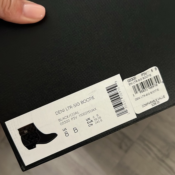 Coach Fall/Winter booties! 🍂❄️🍃 - Picture 9 of 10